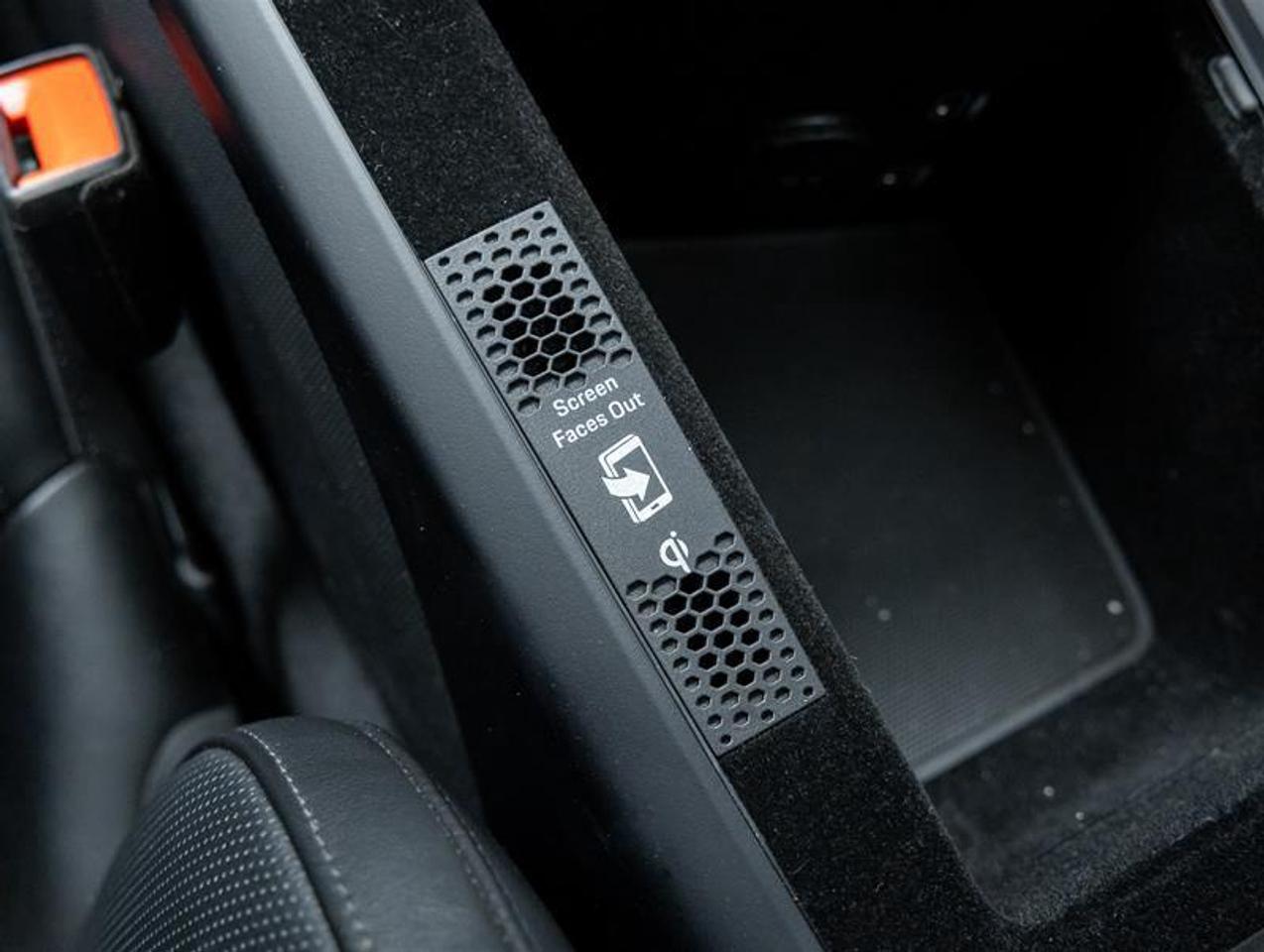 2020 Porsche Taycan  Photo