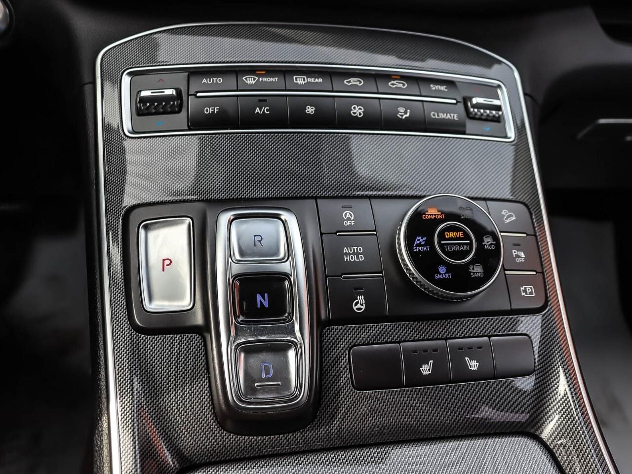 2022 Hyundai Santa Fe Preferred AWD Photo