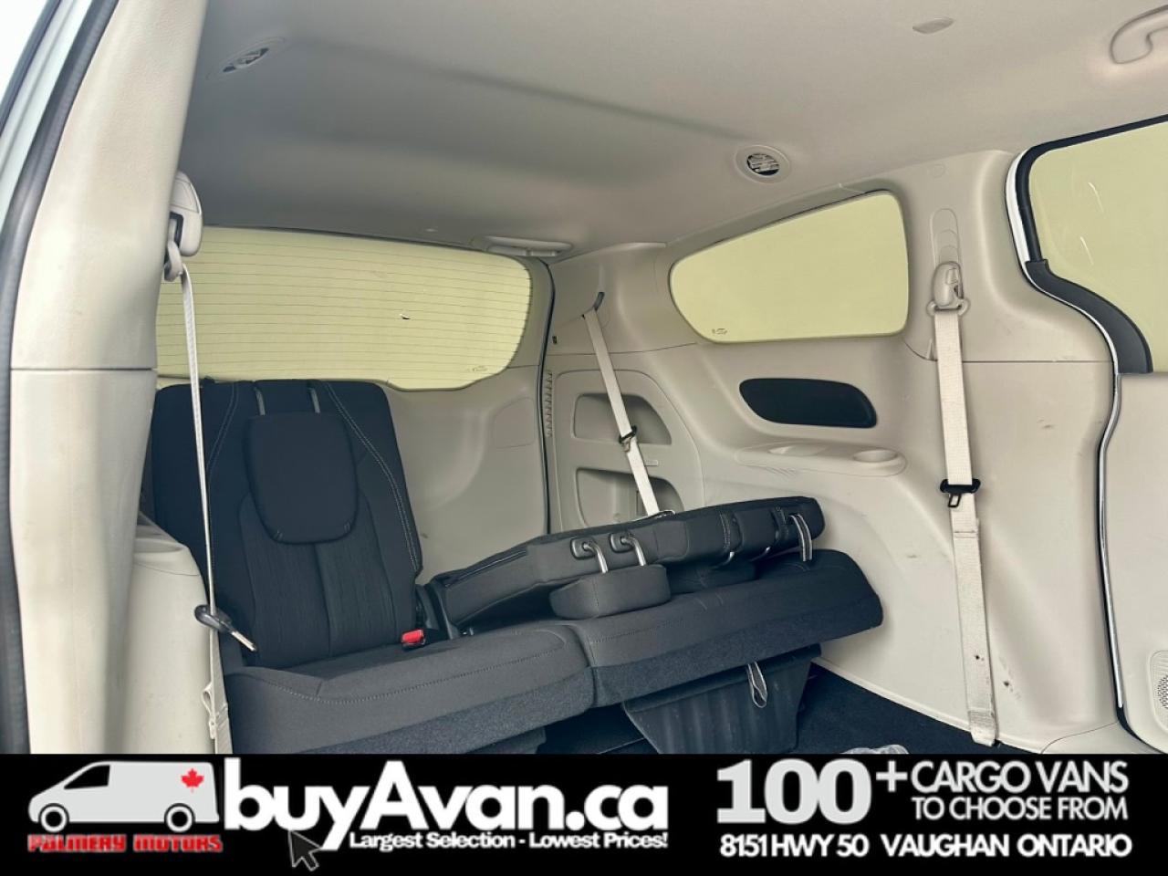 2023 Chrysler Grand Caravan Grand Caravan SXT Cargo + Divider Racks Photo