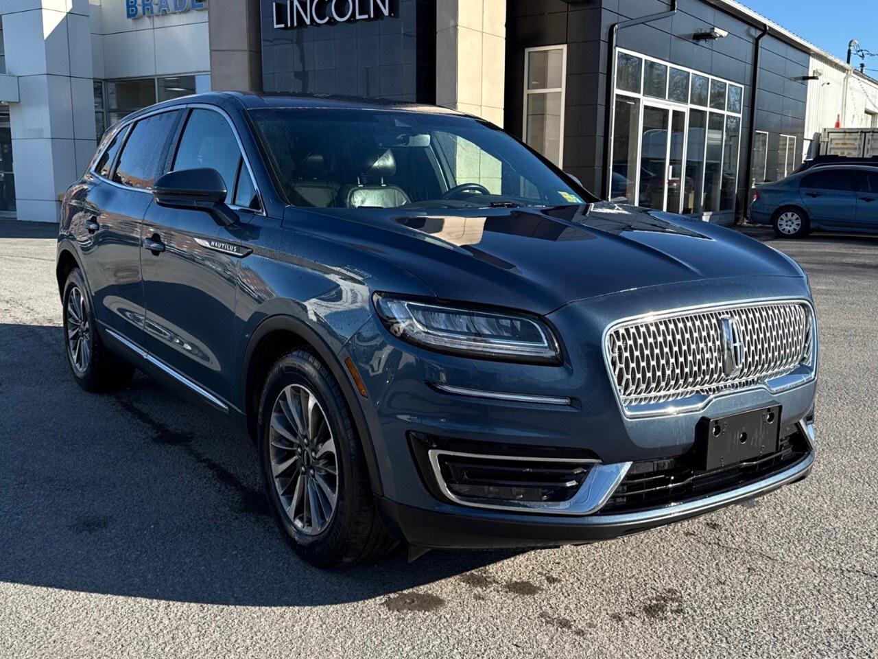 2019 Lincoln Nautilus SELECT   AWD   NAV   POWER LIFTGATE Photo2
