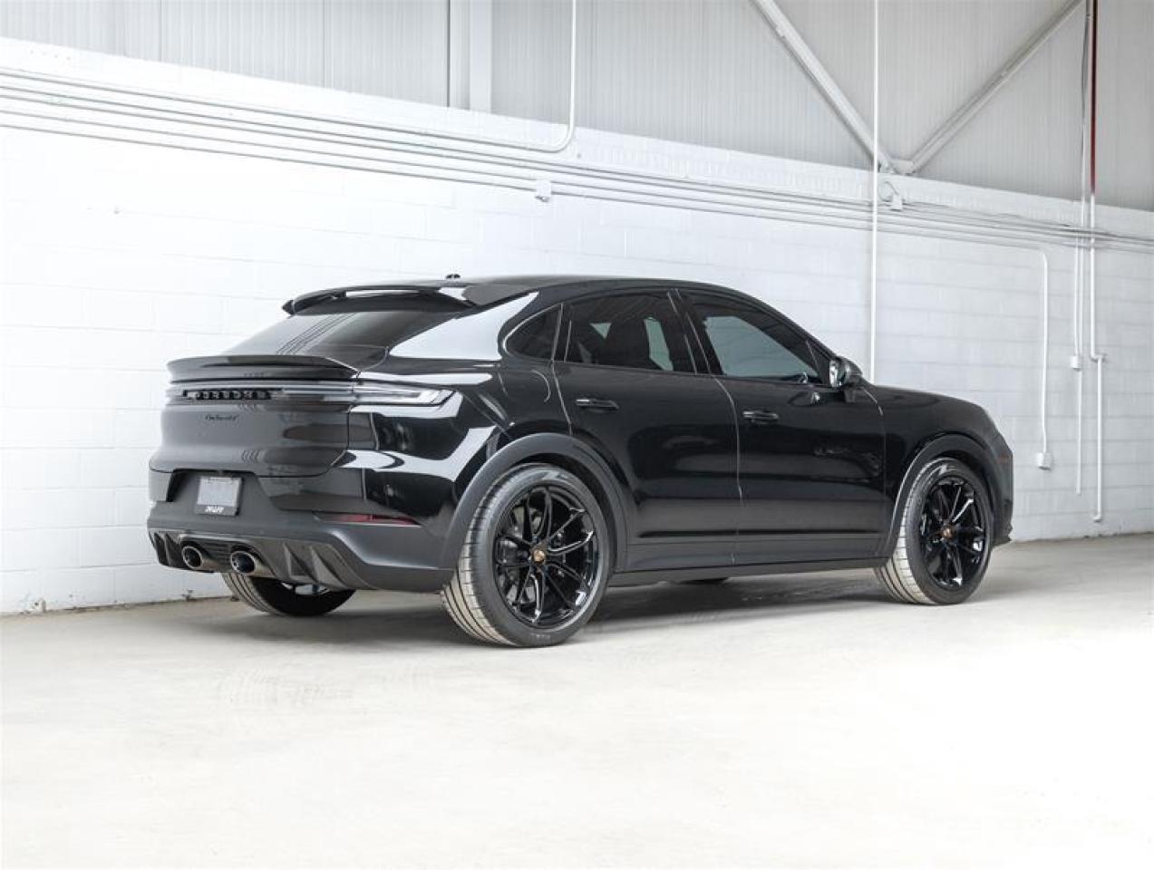 2025 Porsche Cayenne  Photo