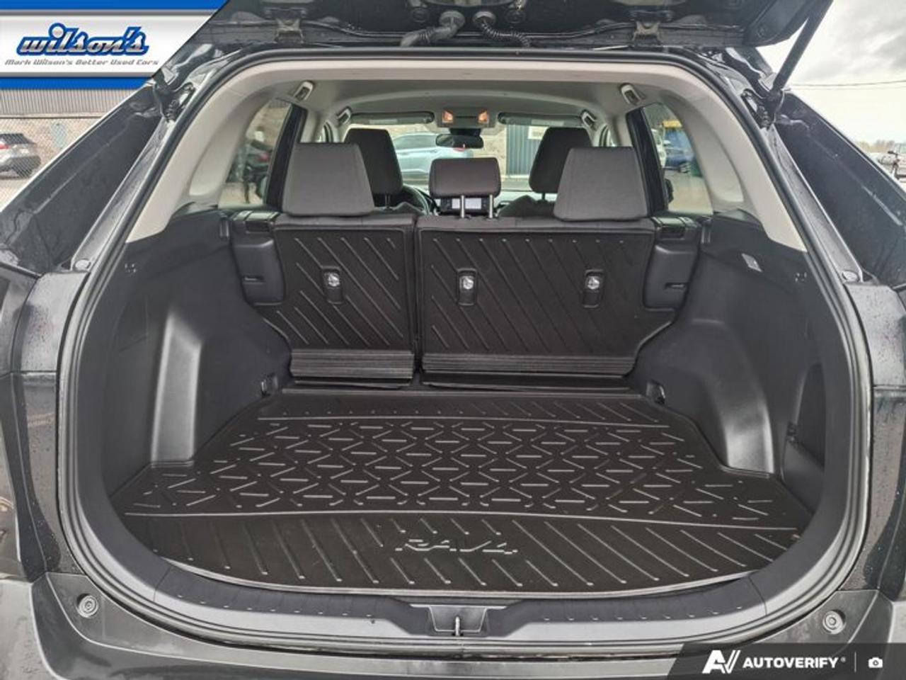 2021 Toyota RAV4 LE AWD | Radar Cruise | Heated Seats | CarPlay + Android | Rear Camera | and More ! Photo