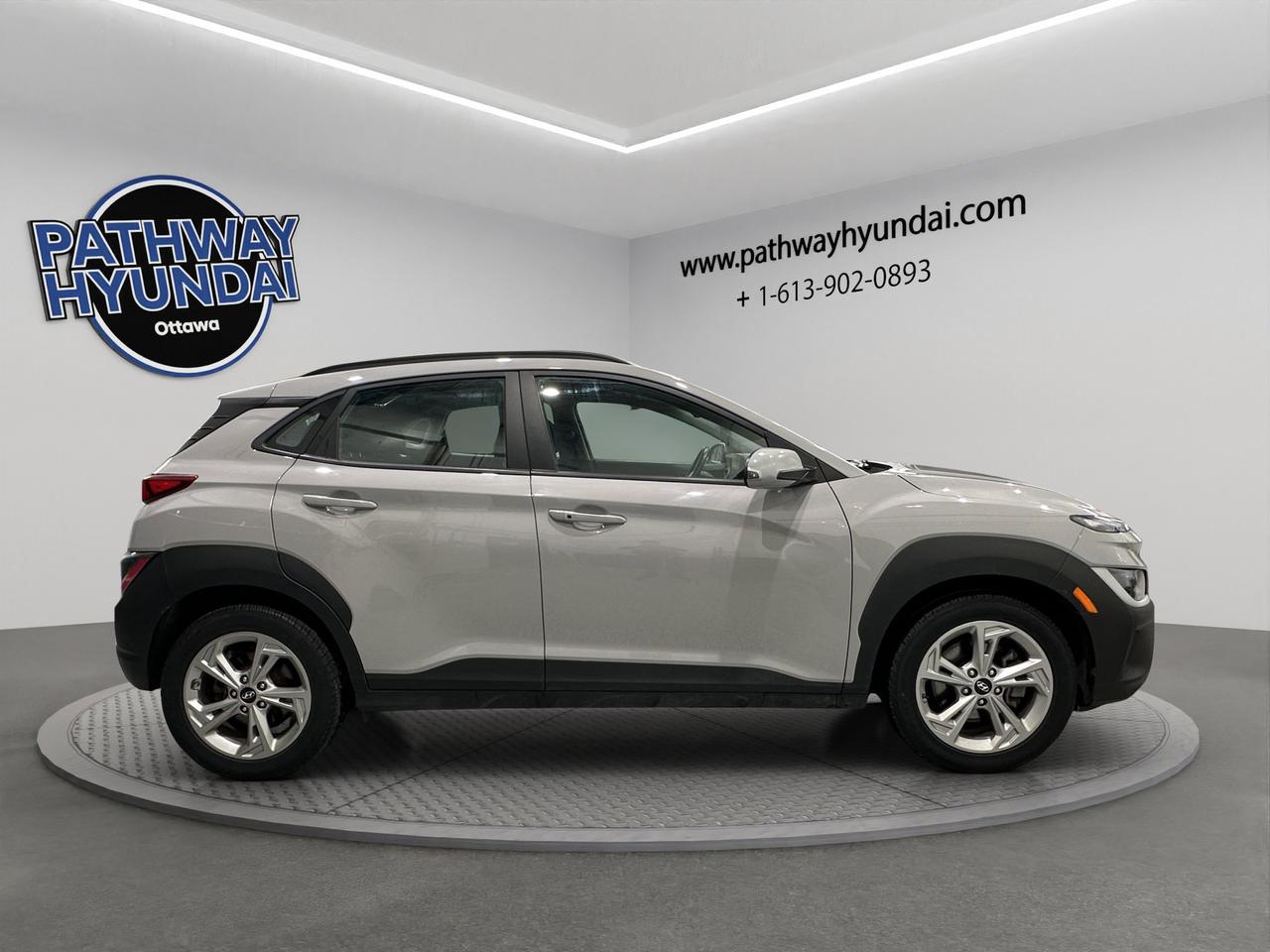 2023 Hyundai KONA Preferred | Reverse Cam | Heated Seats Photo