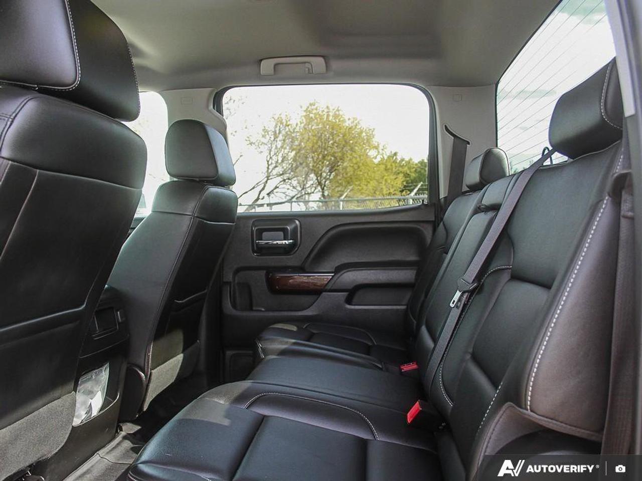 2018 GMC Sierra 1500 SLTSLT, 5.3L V8, 4X4, ALLOYS, LEATHER, CERTIFIED A Photo
