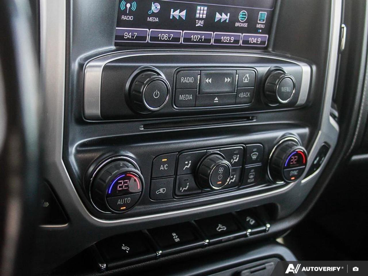 2018 GMC Sierra 1500 SLTSLT, 5.3L V8, 4X4, ALLOYS, LEATHER, CERTIFIED A Photo