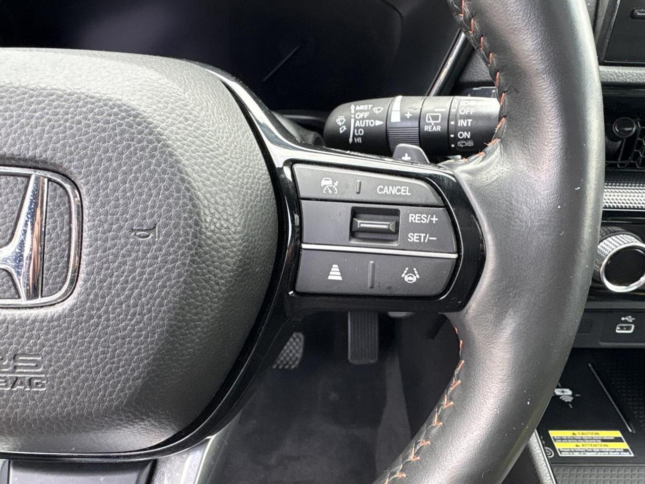 2024 Honda CR-V Hybrid Touring Honda Certified With 7YRS/160K Warranty Photo