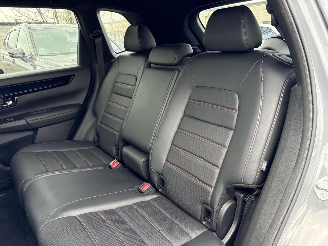 2024 Honda CR-V Hybrid Touring Honda Certified With 7YRS/160K Warranty Photo