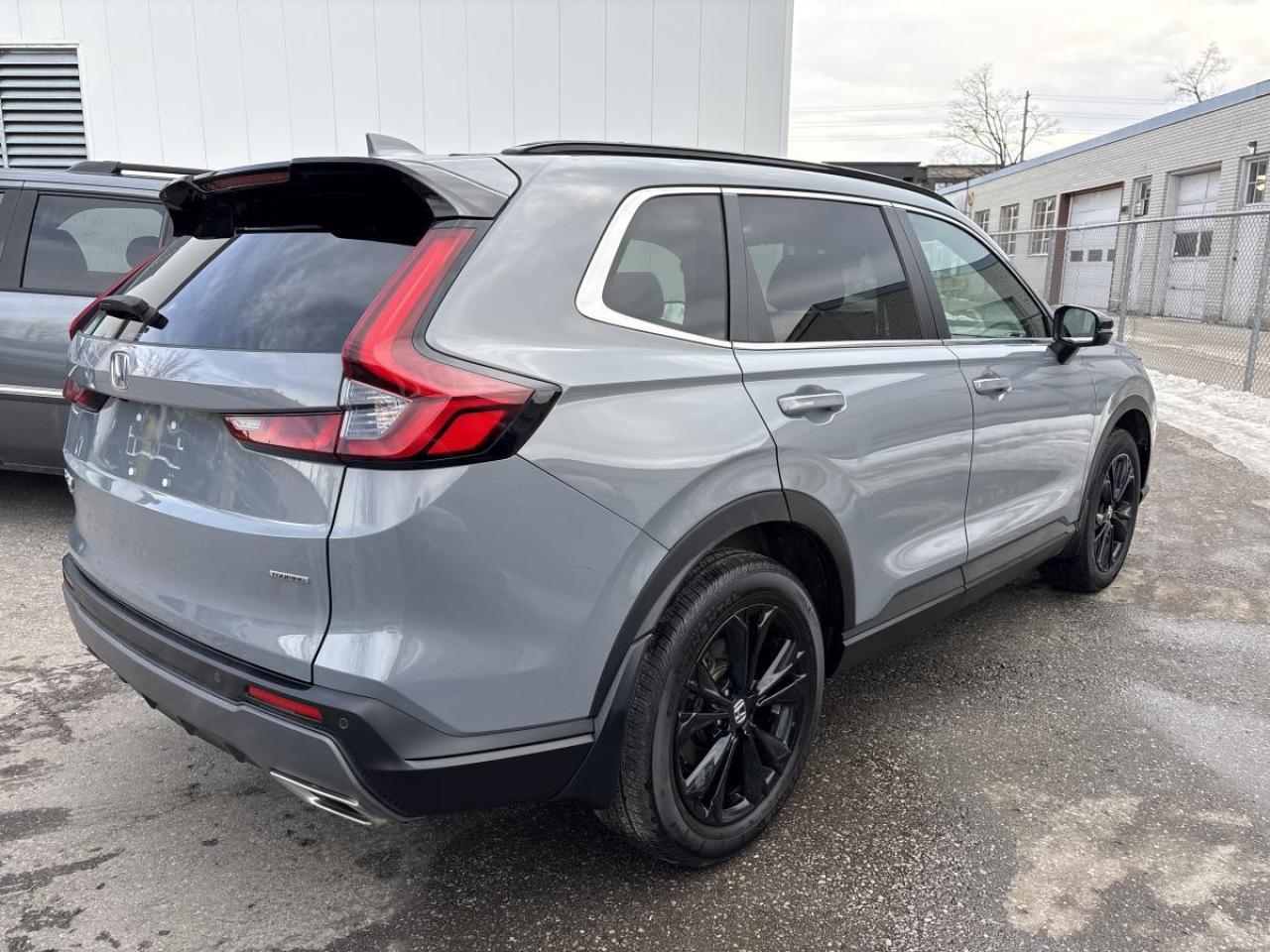 2024 Honda CR-V Hybrid Touring Honda Certified With 7YRS/160K Warranty Photo