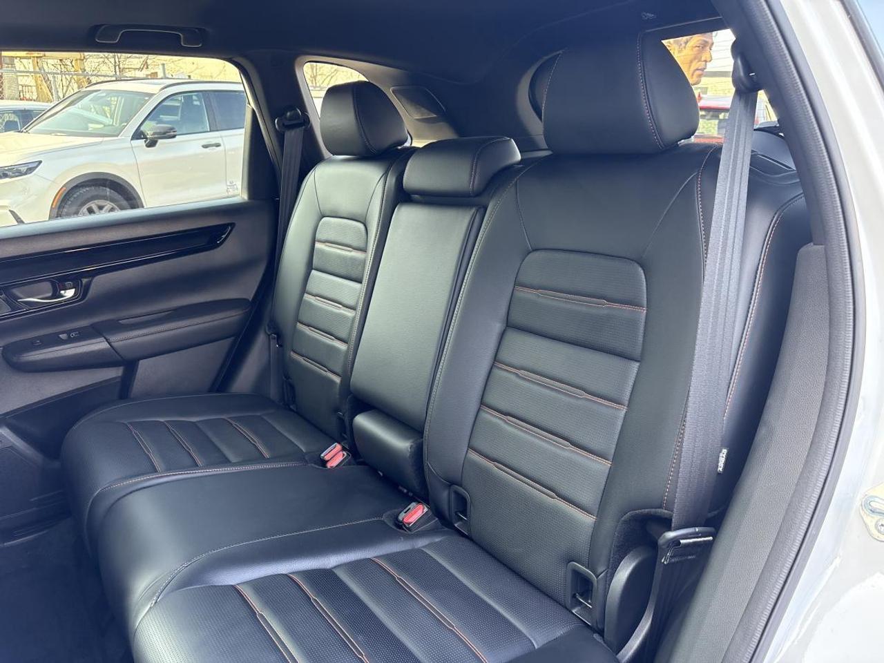 2024 Honda CR-V Hybrid Touring Honda Certified With 7YR/160K Warranty Photo