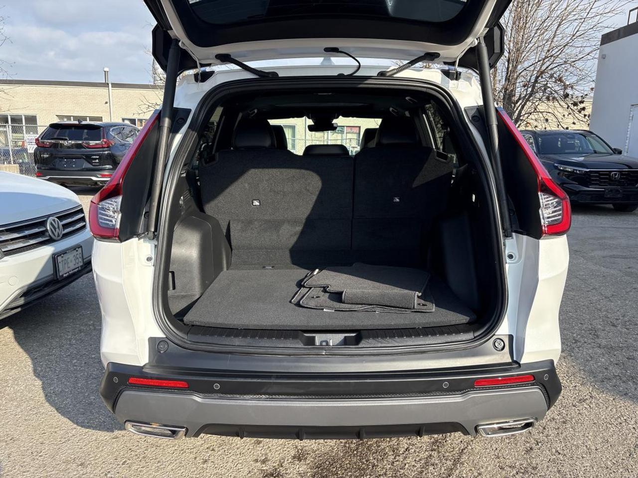 2024 Honda CR-V Hybrid Touring Honda Certified With 7YR/160K Warranty Photo