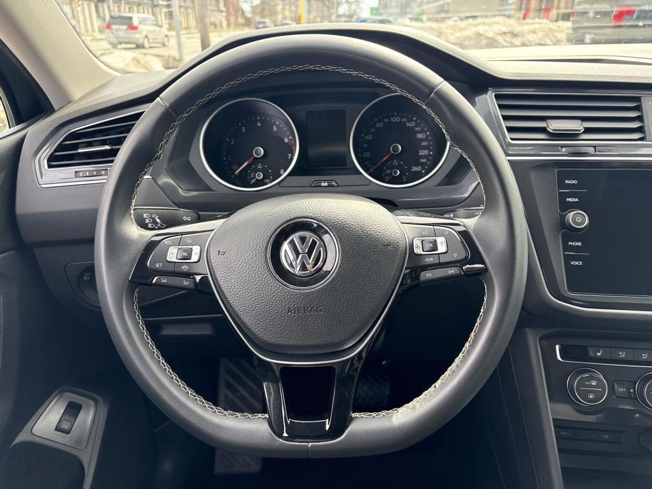 2021 Volkswagen Tiguan COMFORTLINE Photo