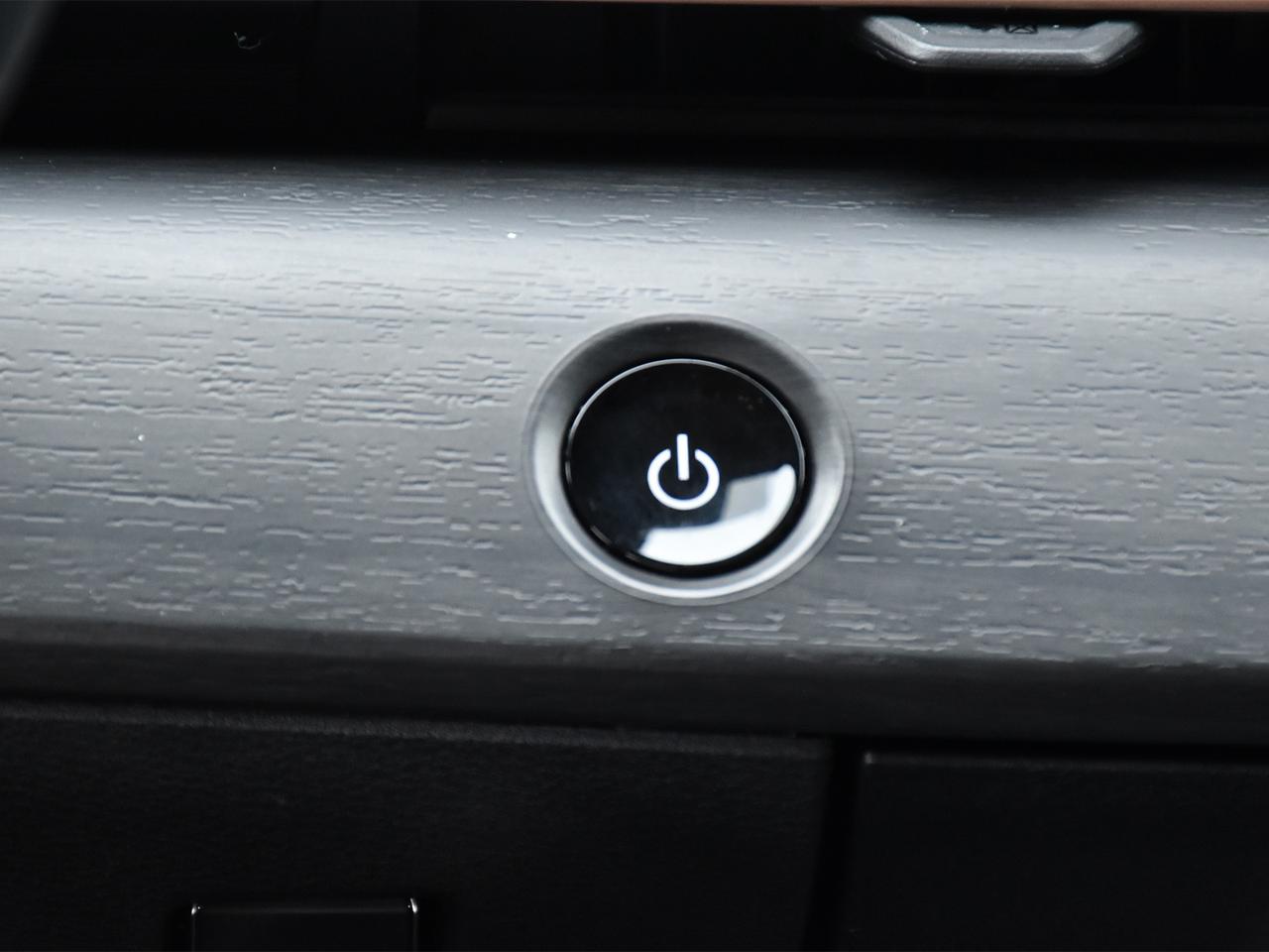 2023 Nissan Ariya PLATINUM+ e-4ORCE  -  Sunroof Photo