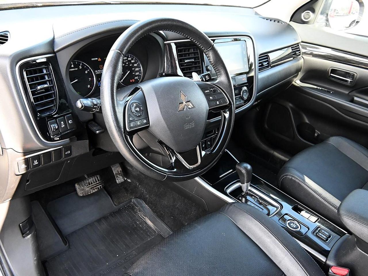 2018 Mitsubishi Outlander GT 4dr AWC Photo