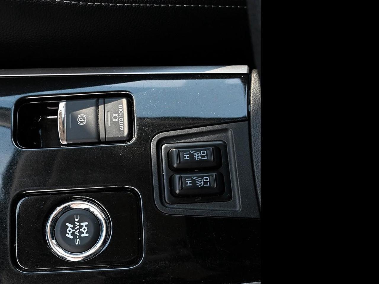 2018 Mitsubishi Outlander GT 4dr AWC Photo