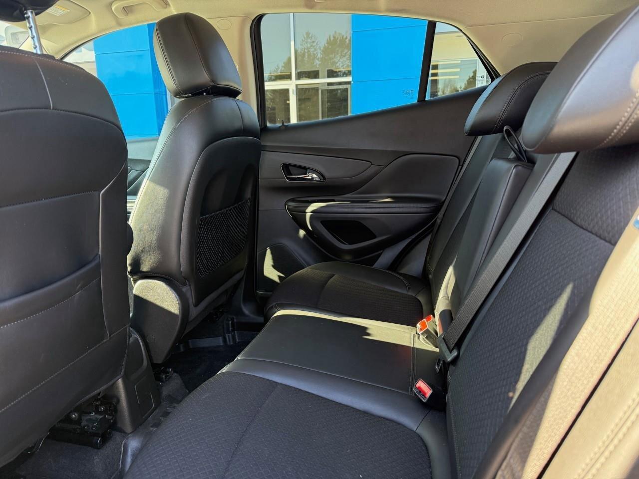 2019 Buick Encore Preferred   ALL WEATHER MATS, WINTER TIRES AND WHE Photo