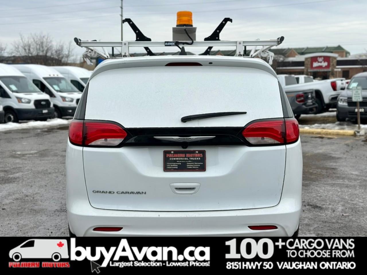 2023 Chrysler Grand Caravan Grand Caravan SXT Cargo + Divider Racks Photo