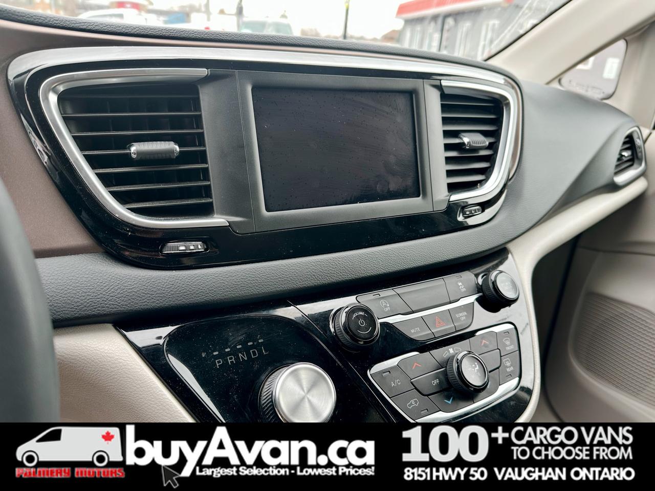 2023 Chrysler Grand Caravan Grand Caravan SXT Cargo + Divider Racks Photo