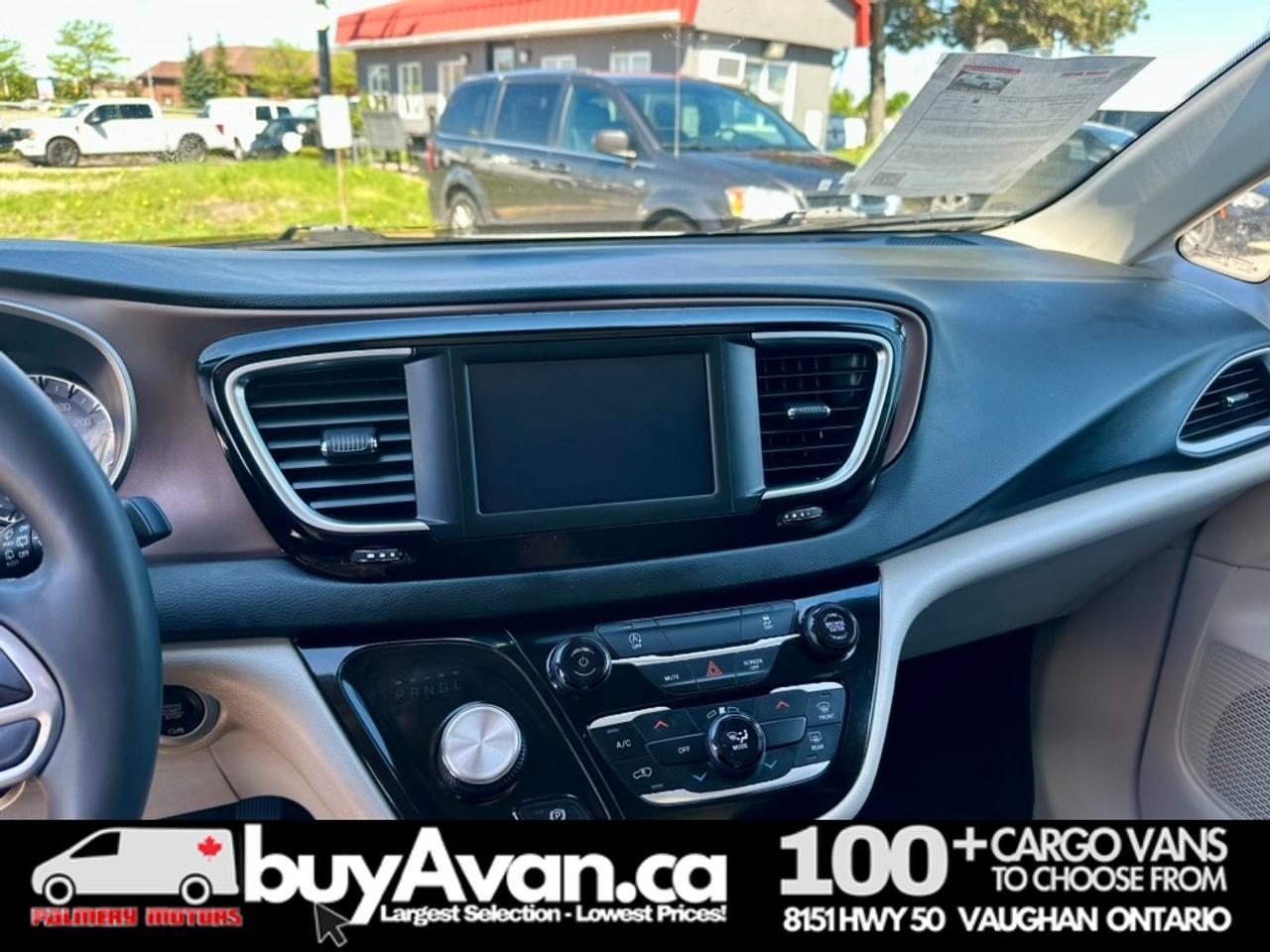 2023 Chrysler Grand Caravan Grand Caravan SXT Cargo + Divider Racks Photo