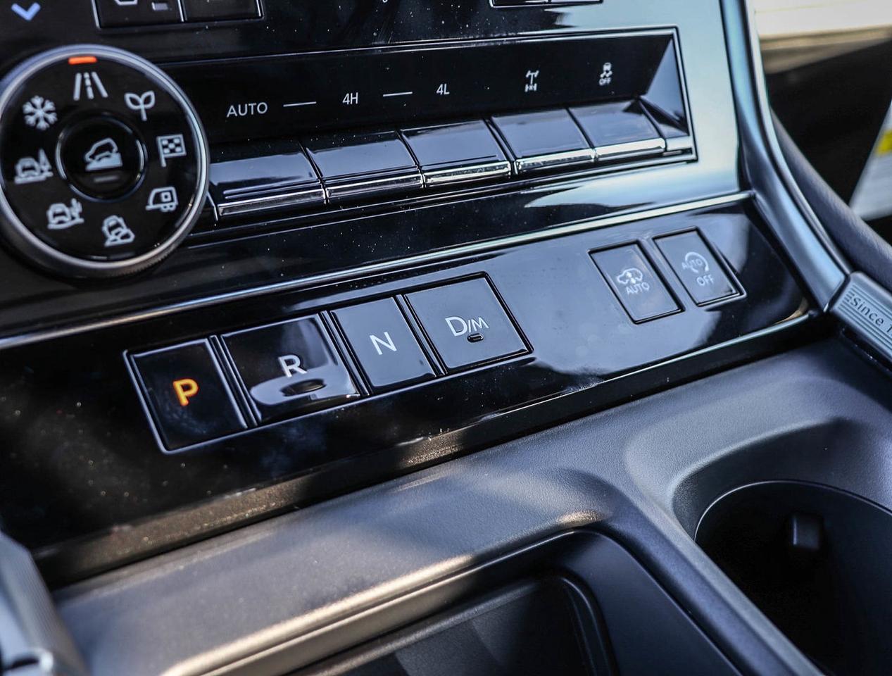 2026 Nissan Armada PRO-4X Photo