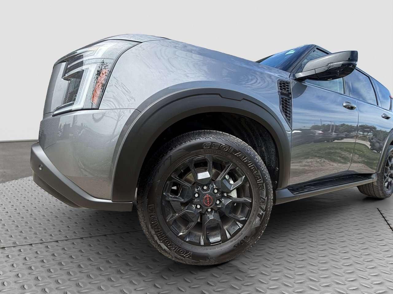 2026 Nissan Armada PRO-4X DEMO BLOWOUT Photo