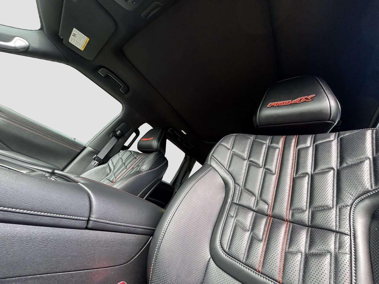 2026 Nissan Armada PRO-4X DEMO BLOWOUT Photo