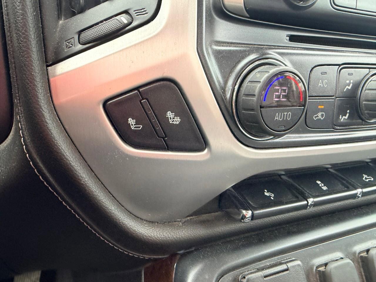 2018 GMC Sierra 1500 4WD Crew Cab 143.5  SLT Photo