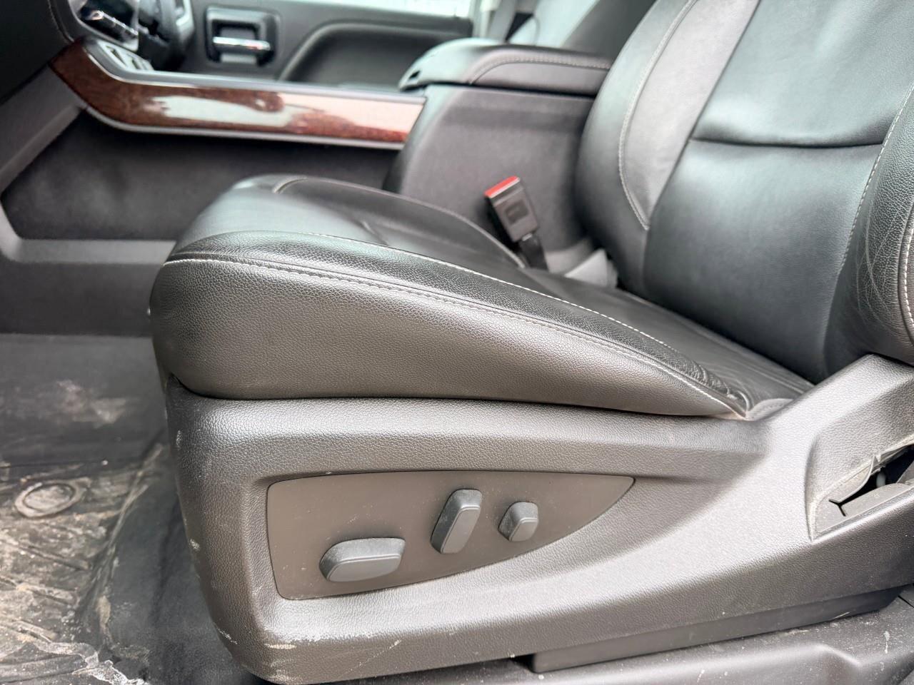 2018 GMC Sierra 1500 4WD Crew Cab 143.5  SLT Photo