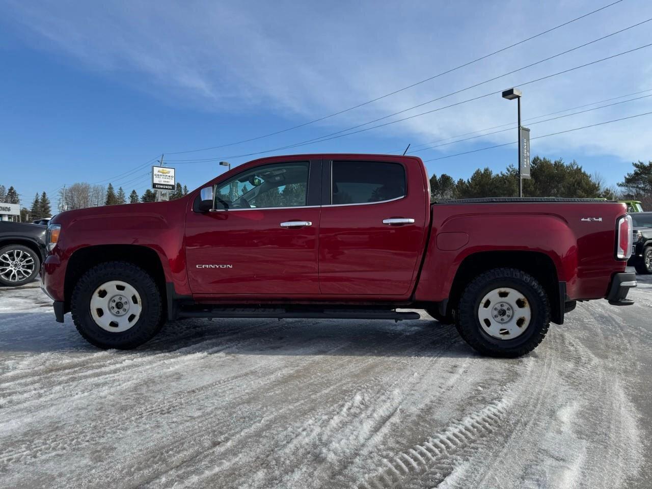 2017 GMC Canyon 4WD SLTSoft Tonneau Cover   Remote Start   Heated Photo