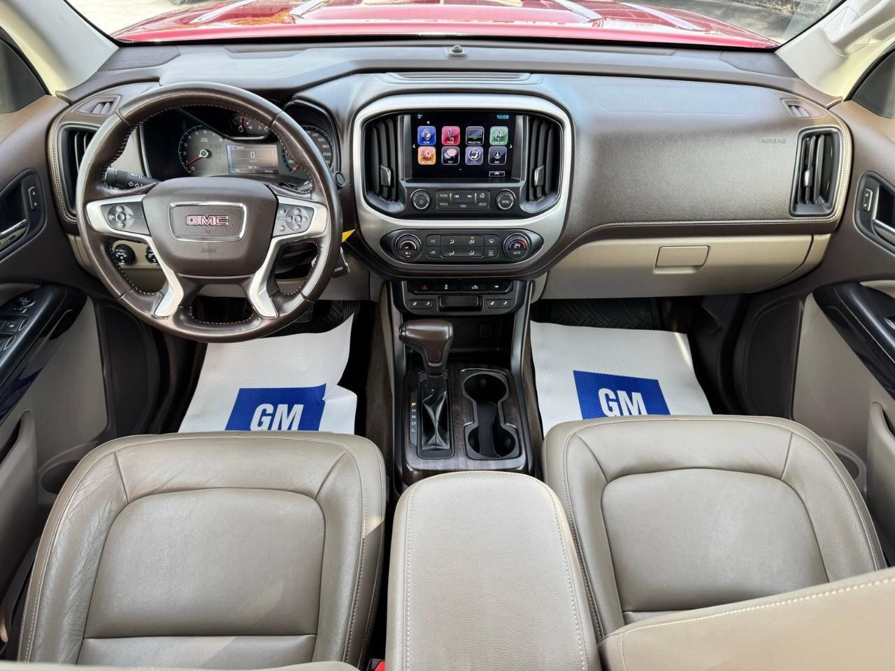 2017 GMC Canyon 4WD SLTSoft Tonneau Cover   Remote Start   Heated Photo