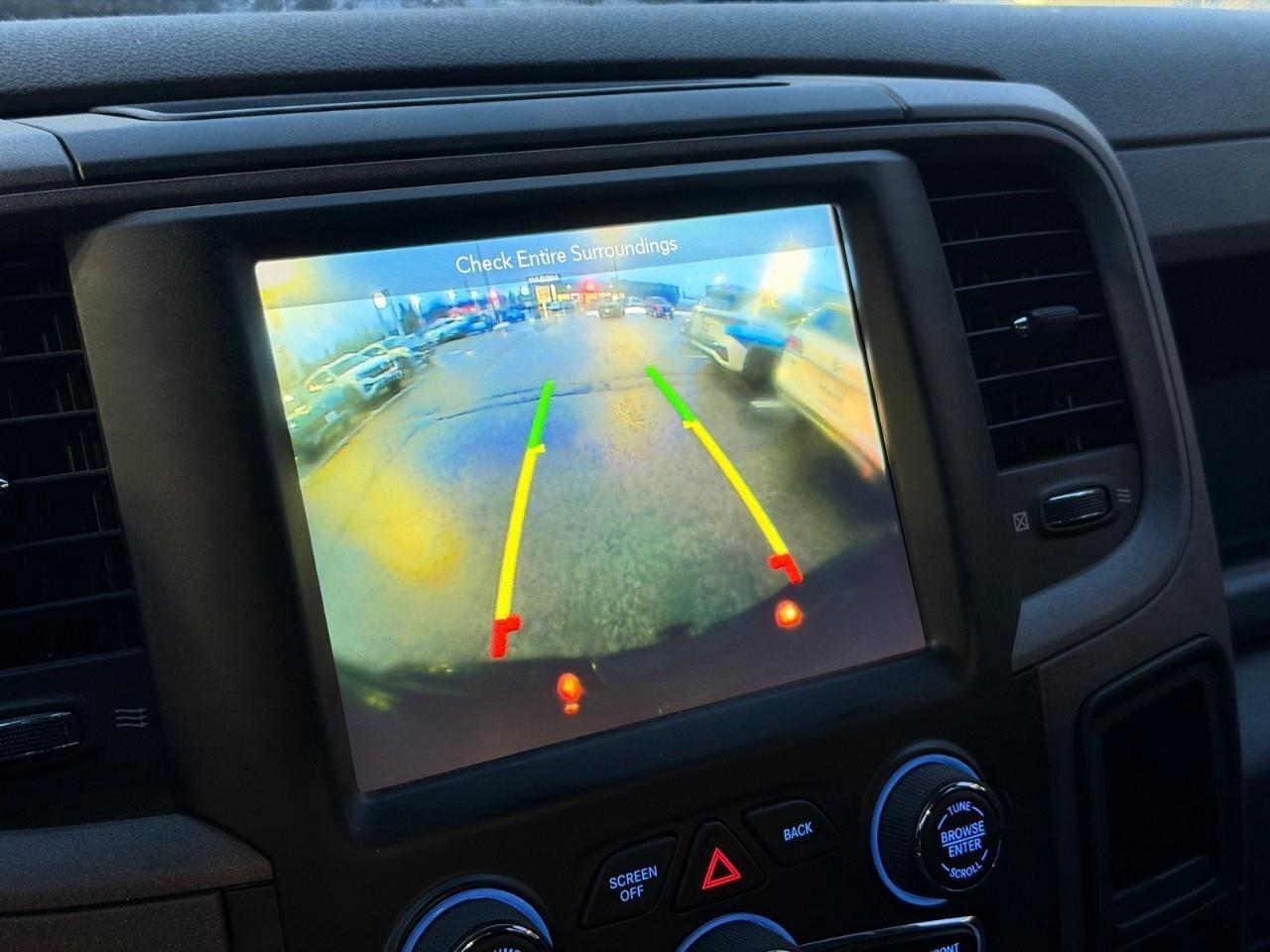 2019 RAM 1500 Classic Express 4x4 Crew Cab 5'7  Box Photo