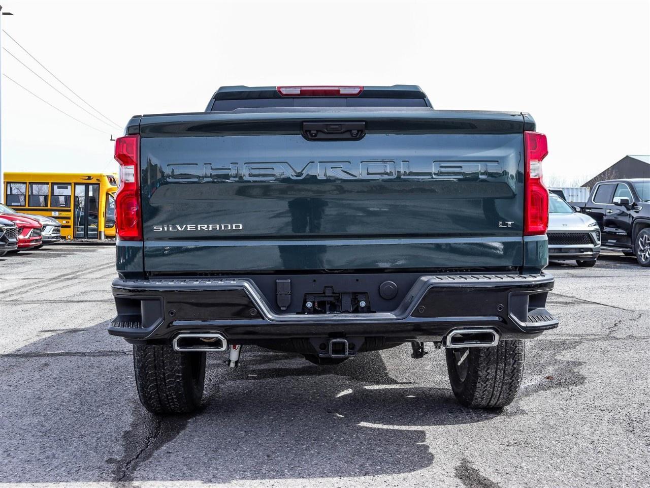 2026 Chevrolet Silverado 1500 Crew Cab Short Box 4-Wheel Drive LT Trail Boss Photo3