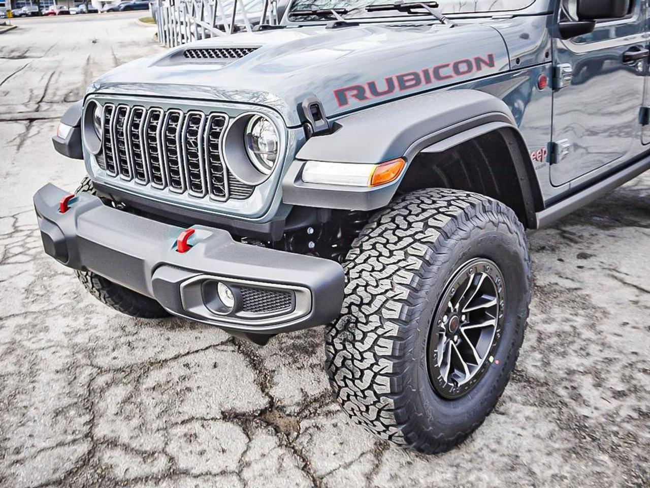 2026 Jeep Wrangler  Photo3