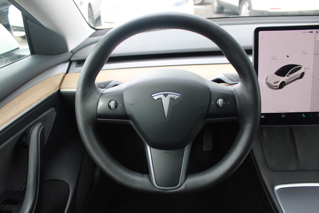 2021 Tesla Model 3 STANDARD RANGE PLUS Photo