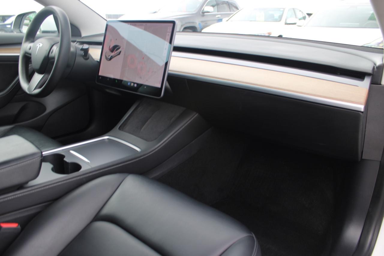 2021 Tesla Model 3 STANDARD RANGE PLUS Photo