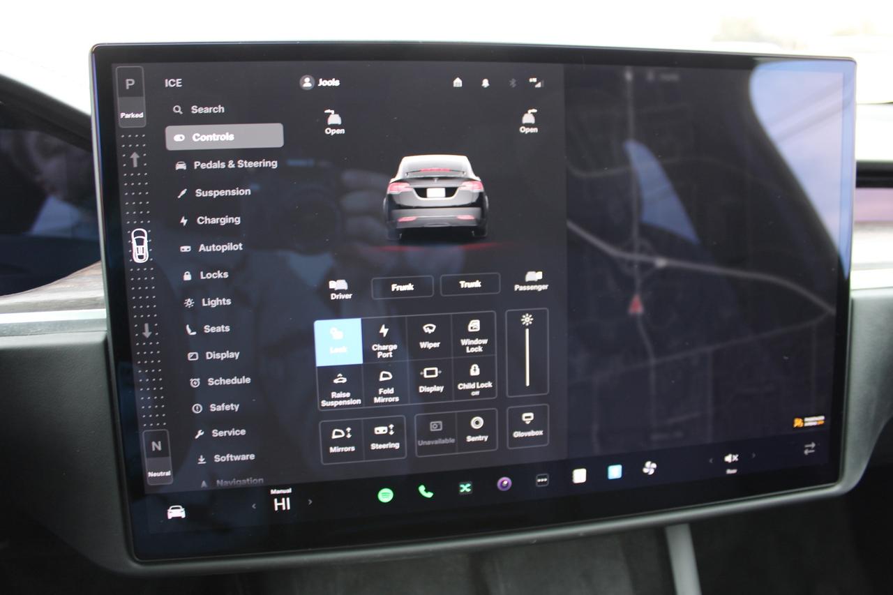 2022 Tesla Model X Long Range   7 Passenger   No Accident   Clean Car Photo