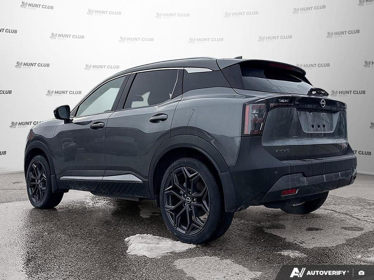 2025 Nissan Kicks SR Photo