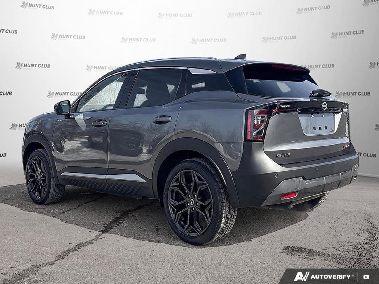 2025 Nissan Kicks SR Photo