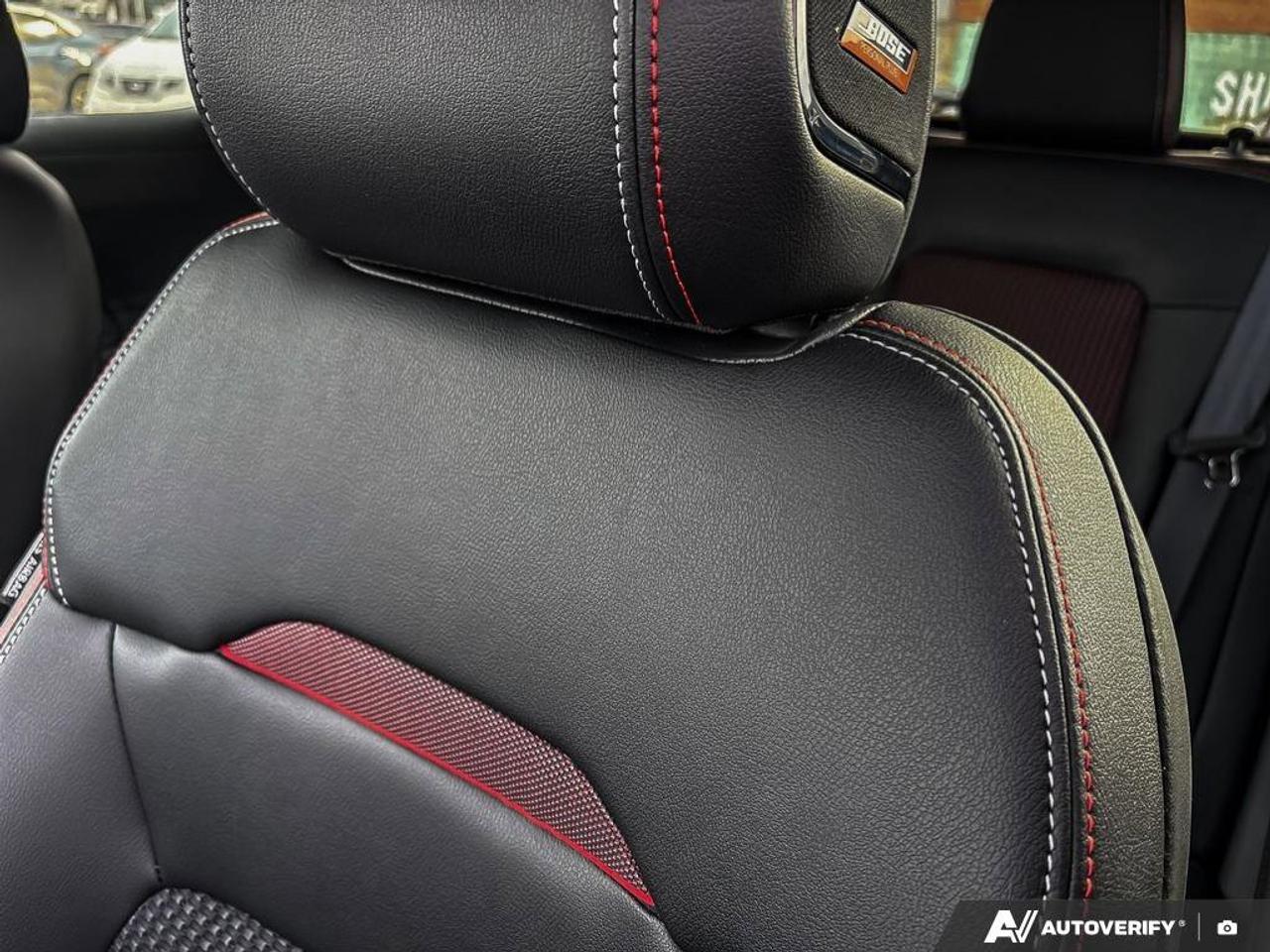 2025 Nissan Kicks SR Photo