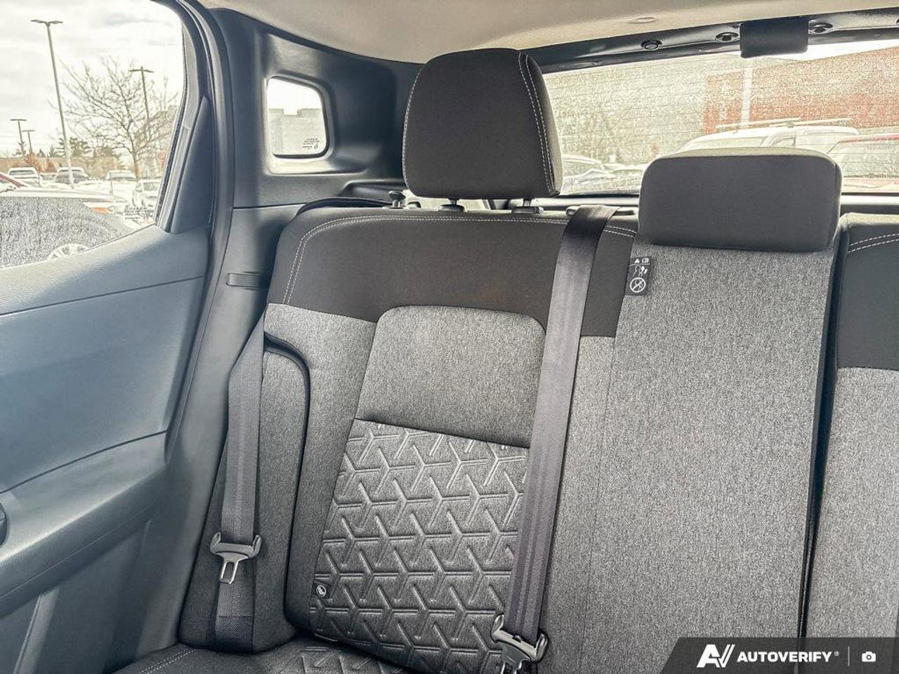 2025 Nissan Kicks SV Photo