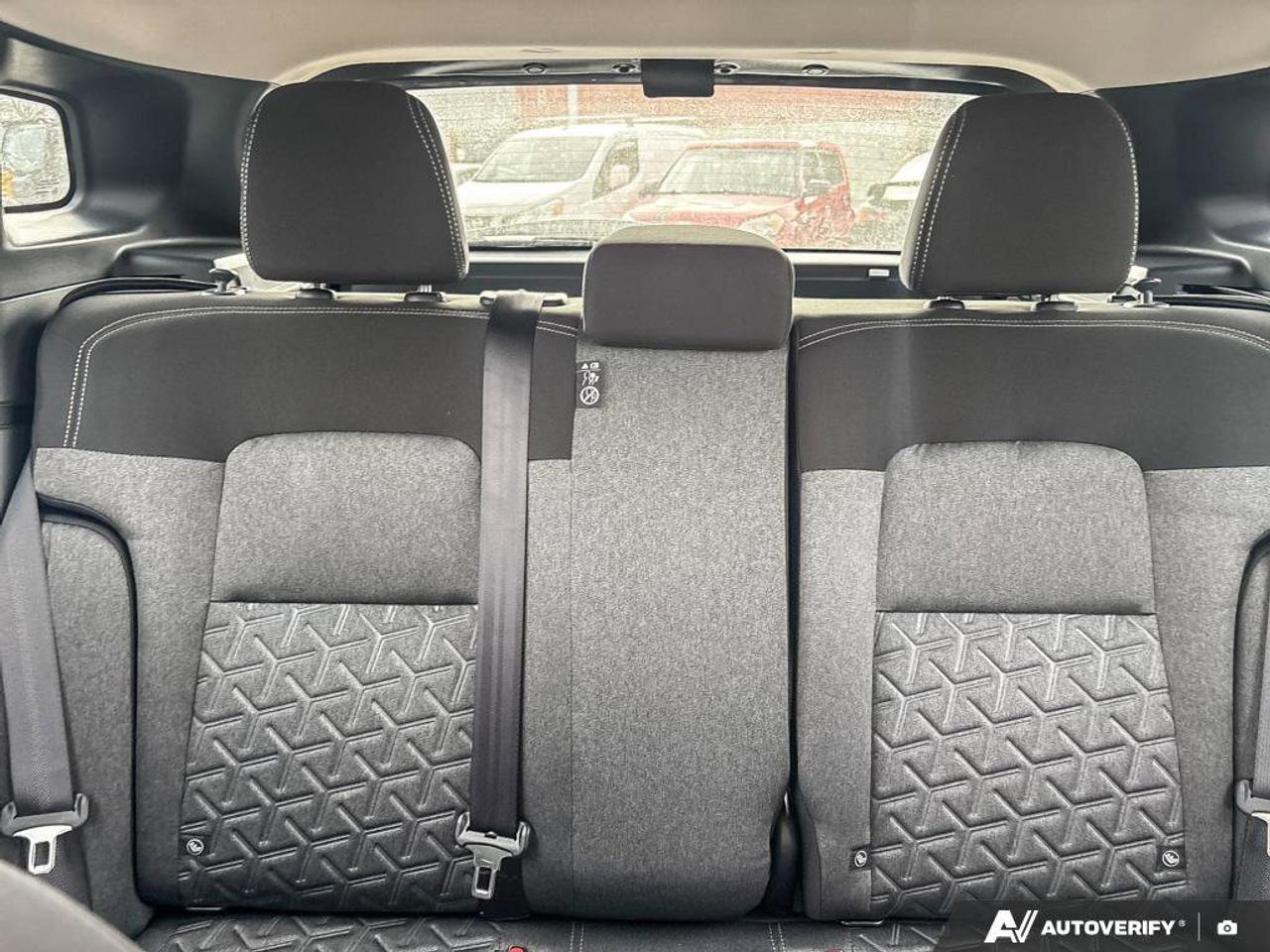 2025 Nissan Kicks SV Photo