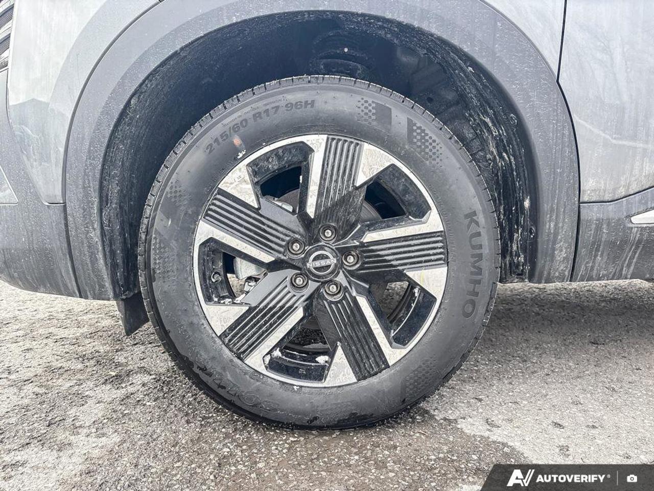 2025 Nissan Kicks SV Photo