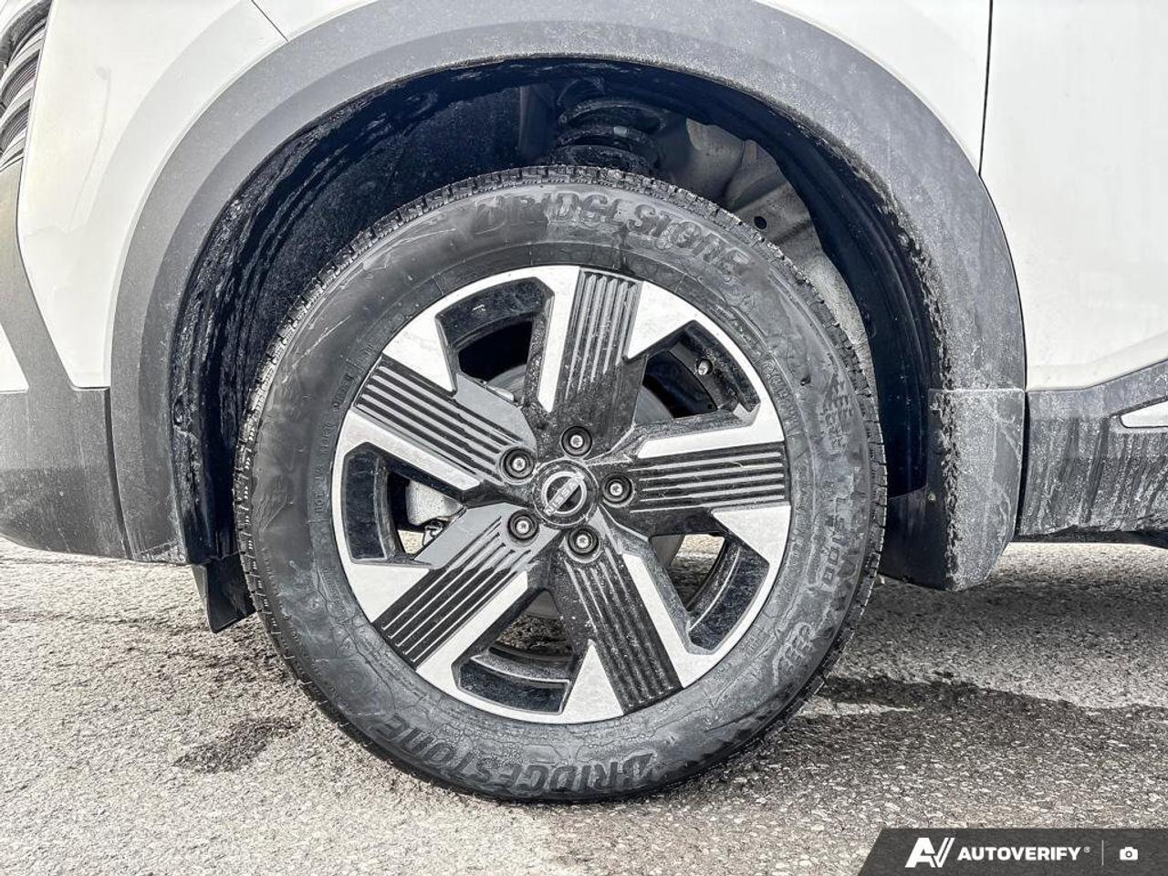 2025 Nissan Kicks SV Photo