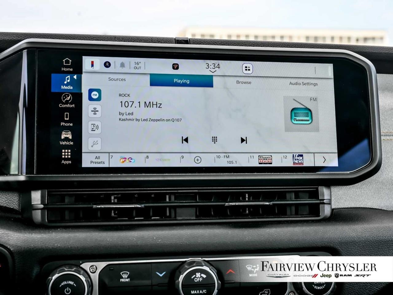 2024 Jeep Wrangler Sport BLACK HARD TOP   CARPLAY   12.3 SCREEN   DUA Photo