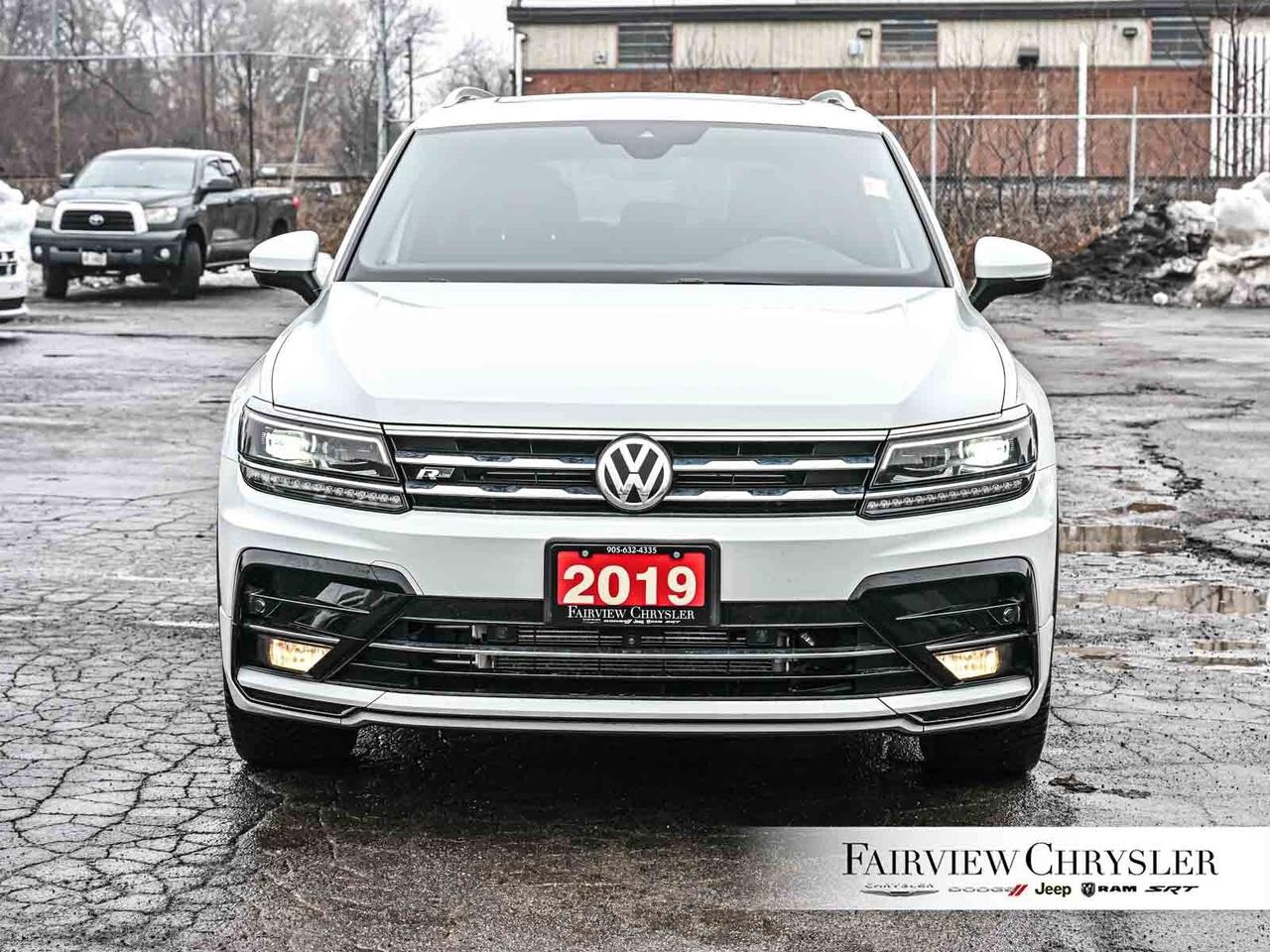 2019 Volkswagen Tiguan Highline R-LINE   FENDER SOUND   PANO ROOF   HEATE Photo2