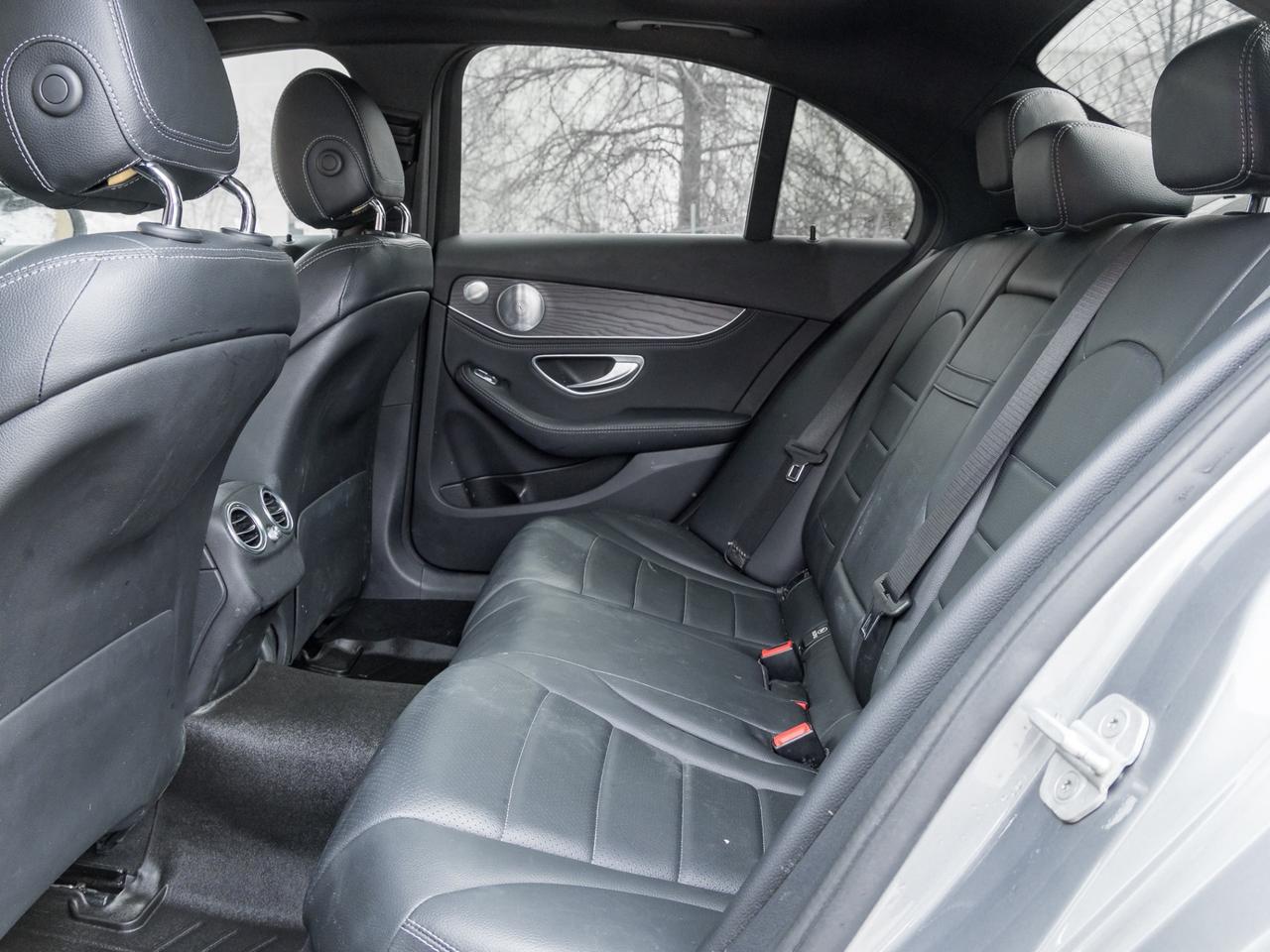 2016 Mercedes-Benz C-Class C300 Sport-Navi-Pano-RearCam-Burmester Sound Photo