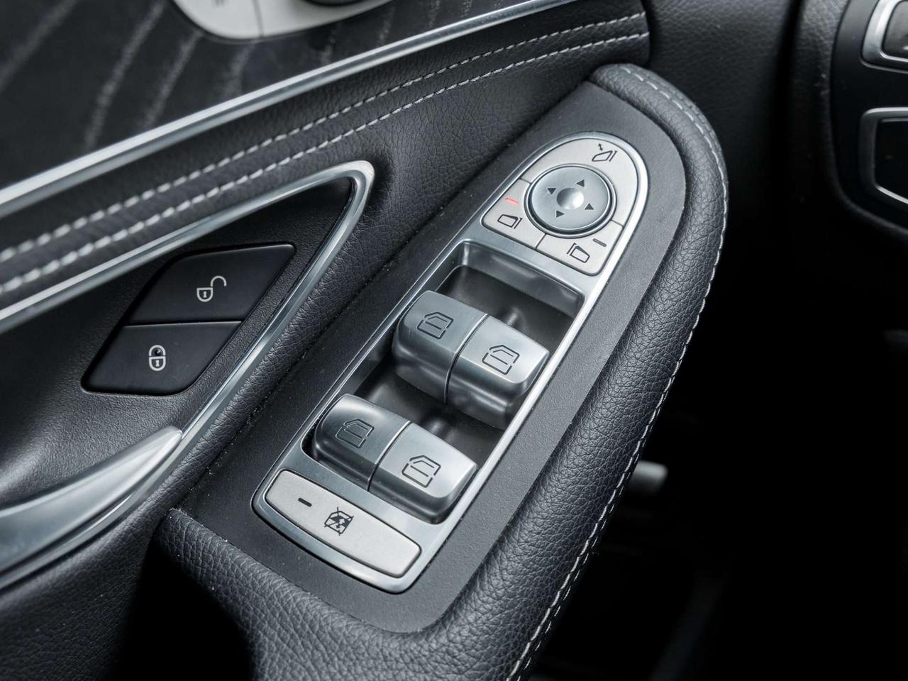 2016 Mercedes-Benz C-Class C300 Sport-Navi-Pano-RearCam-Burmester Sound Photo