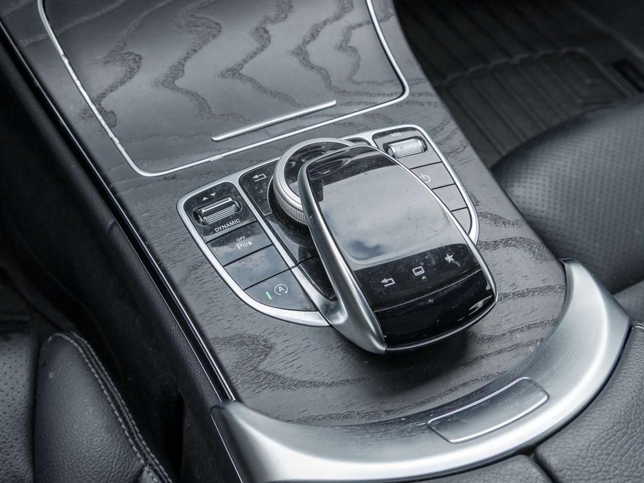 2016 Mercedes-Benz C-Class C300 Sport-Navi-Pano-RearCam-Burmester Sound Photo
