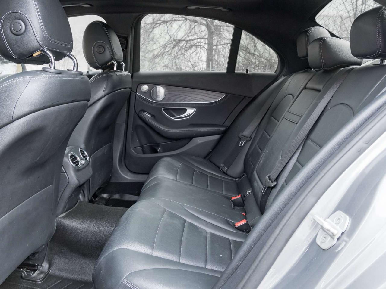2016 Mercedes-Benz C-Class C300 Sport-Navi-Pano-RearCam-Burmester Sound Photo