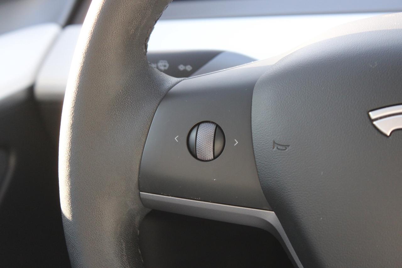 2022 Tesla Model 3 Long Range   Dual Motor   White Interior   One Own Photo