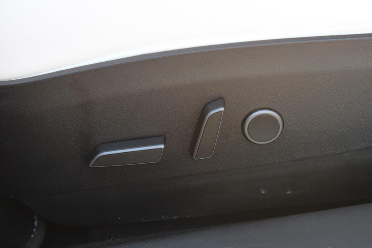 2022 Tesla Model 3 Long Range   Dual Motor   White Interior   One Own Photo